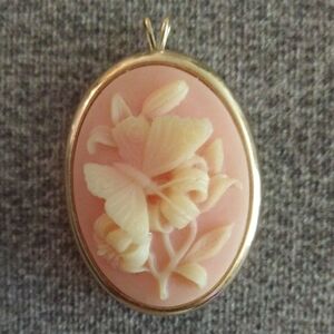 Trifari Pink and Cream Floral Brooch